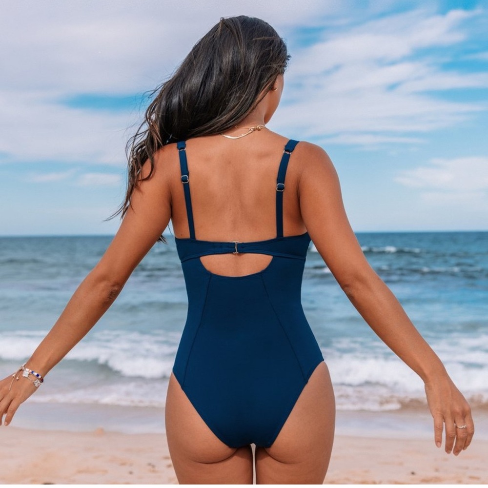 Cupshe Women Underwire Slim & Sculpt One Piece Swimsuit - Picture 4 of 8